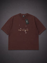 SCRIPT TEE BROWN