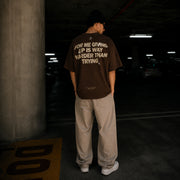 SCRIPT TEE BROWN