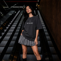 CRYSTAL TEE DARK GREY
